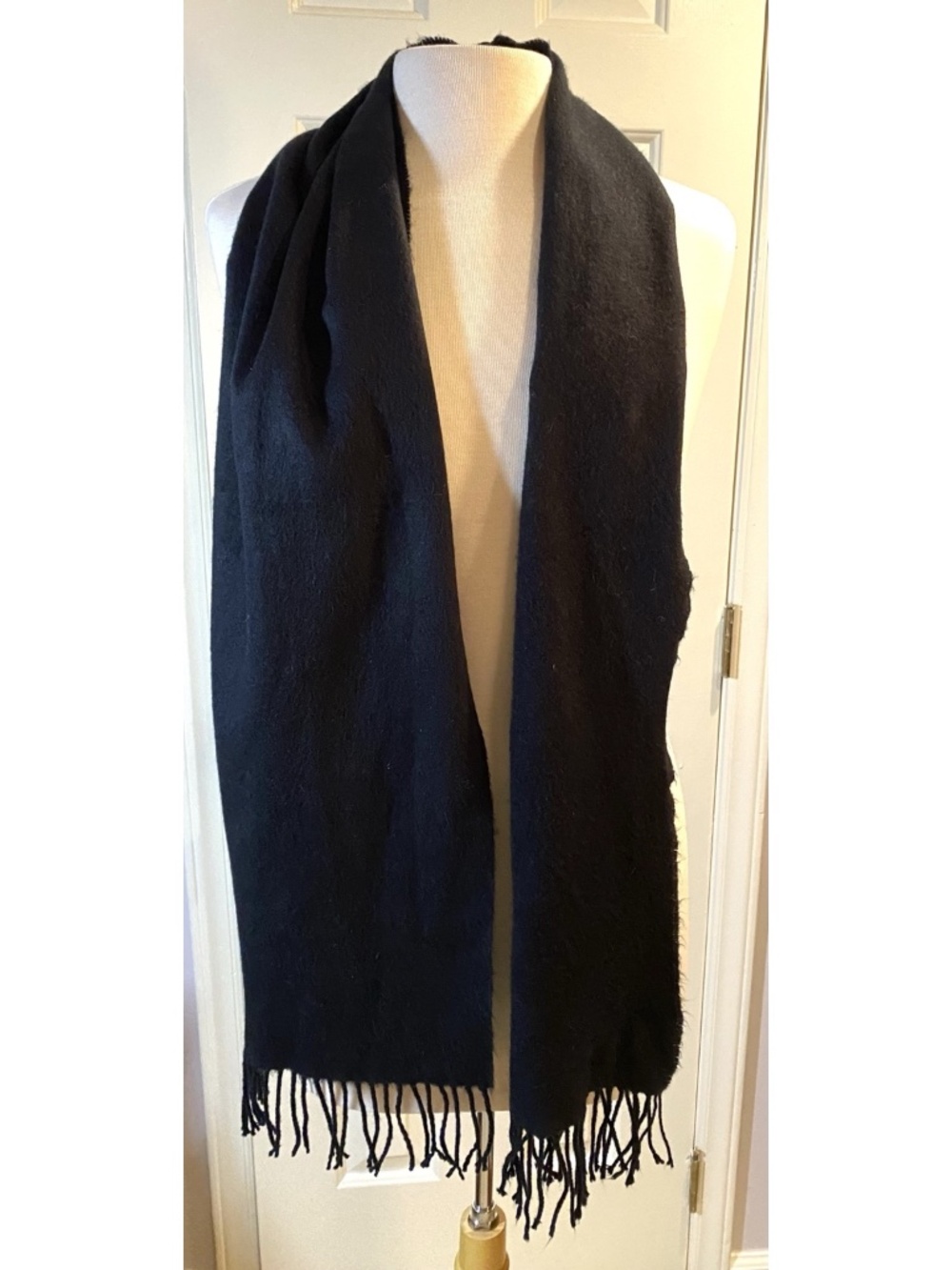 100% Cashmere Black Scarf Hand Tailored Made in Germany